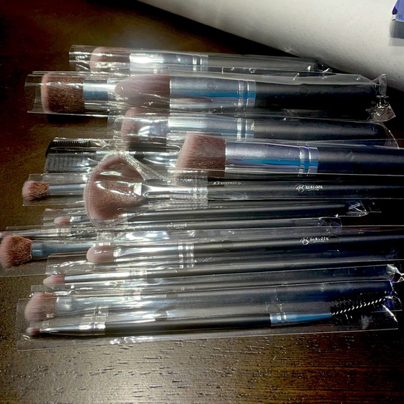 Make up brush set - Picture 1 of 2